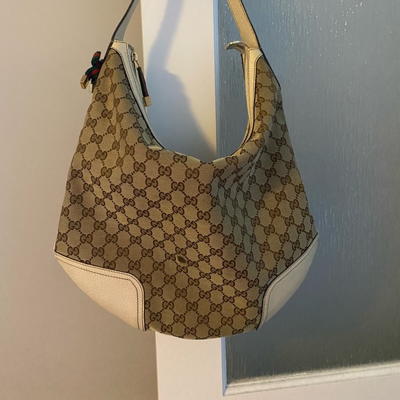 Vintage Gucci Shoulder Bag - Picture 2 of 8
